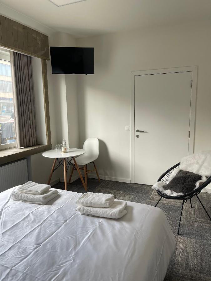 Mooie Kamer In Centrum Brugge Met Badkamer 외부 사진